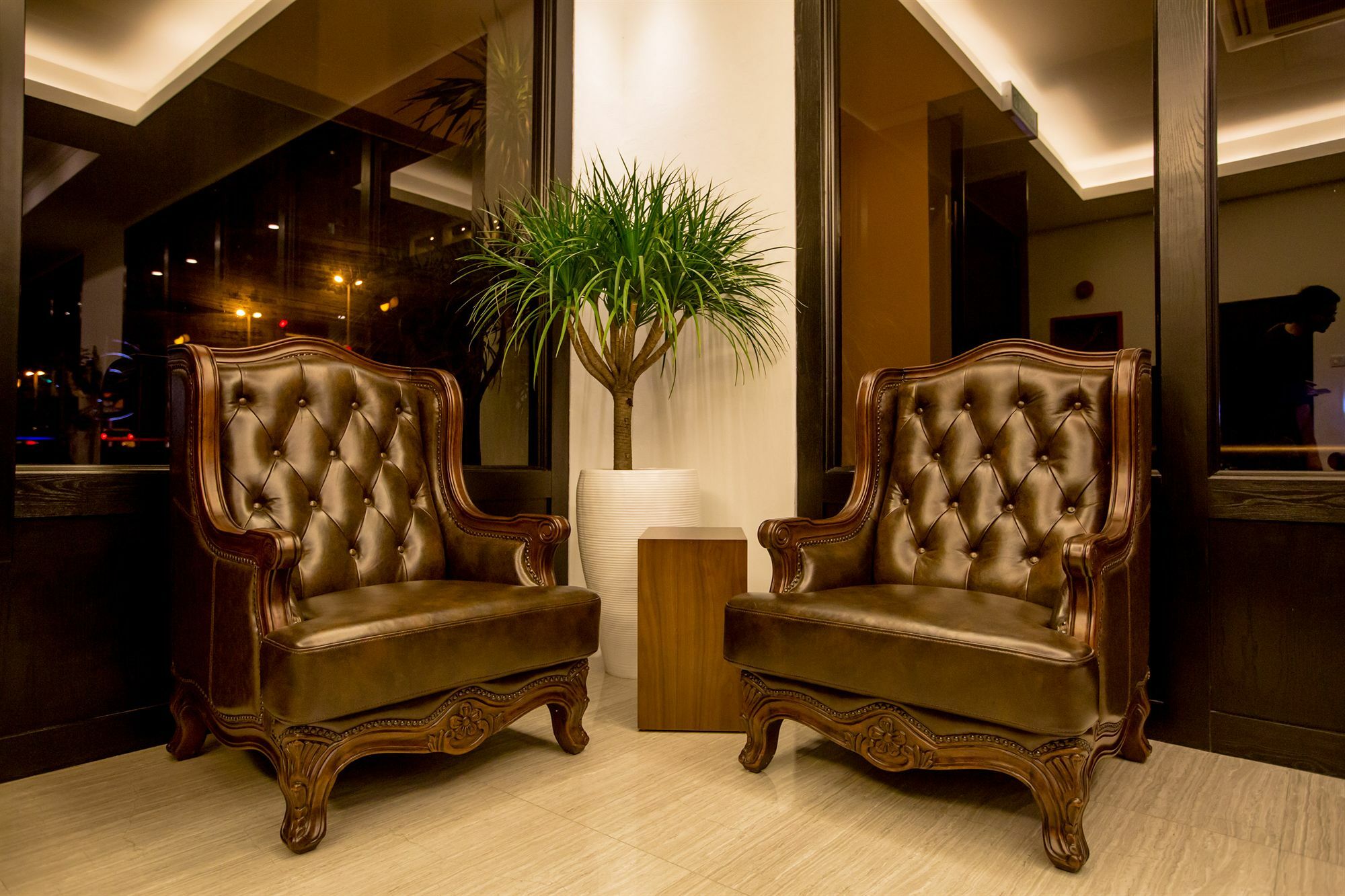 Manhattan Business Hotel Damansara Perdana Petaling Jaya Exterior photo